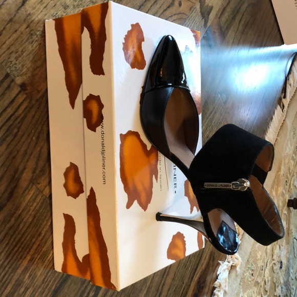 Donald Pliner shoes - Picture 10 of 11